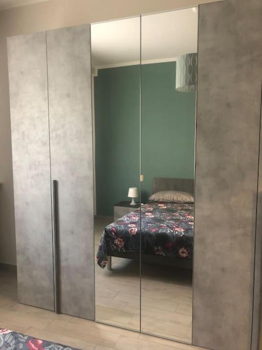 Appartamento Veronica, Per Lavoro E Relax Corsico Buitenkant foto
