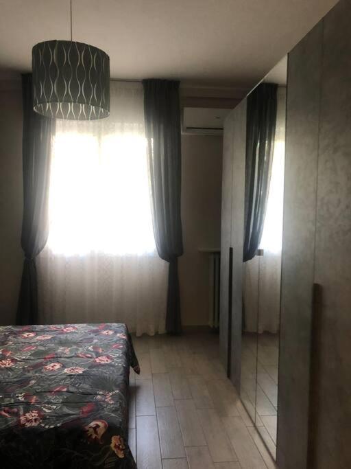 Appartamento Veronica, Per Lavoro E Relax Corsico Buitenkant foto
